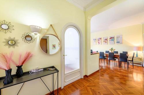 Viale Mazzini Big Apartment - Tap to explore photos