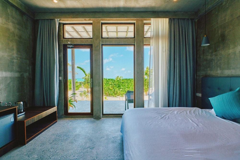 Araaik Beach Village Room Type - Superior Double or Twin Room, Garden View Araaik Beach Village Room Type - Superior Double or Twin Room, Garden View