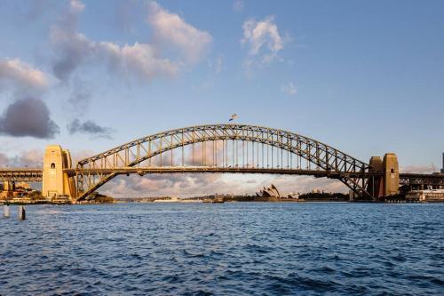 Luna Residence at Sydney Harbour