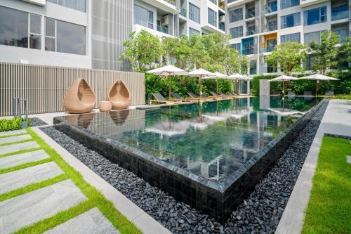 Laguna Lakeside Residences by Banyan Living