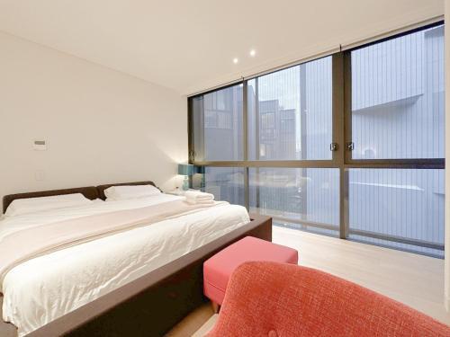 Pyrmont Guest House Air-Con - Tap to explore photos
