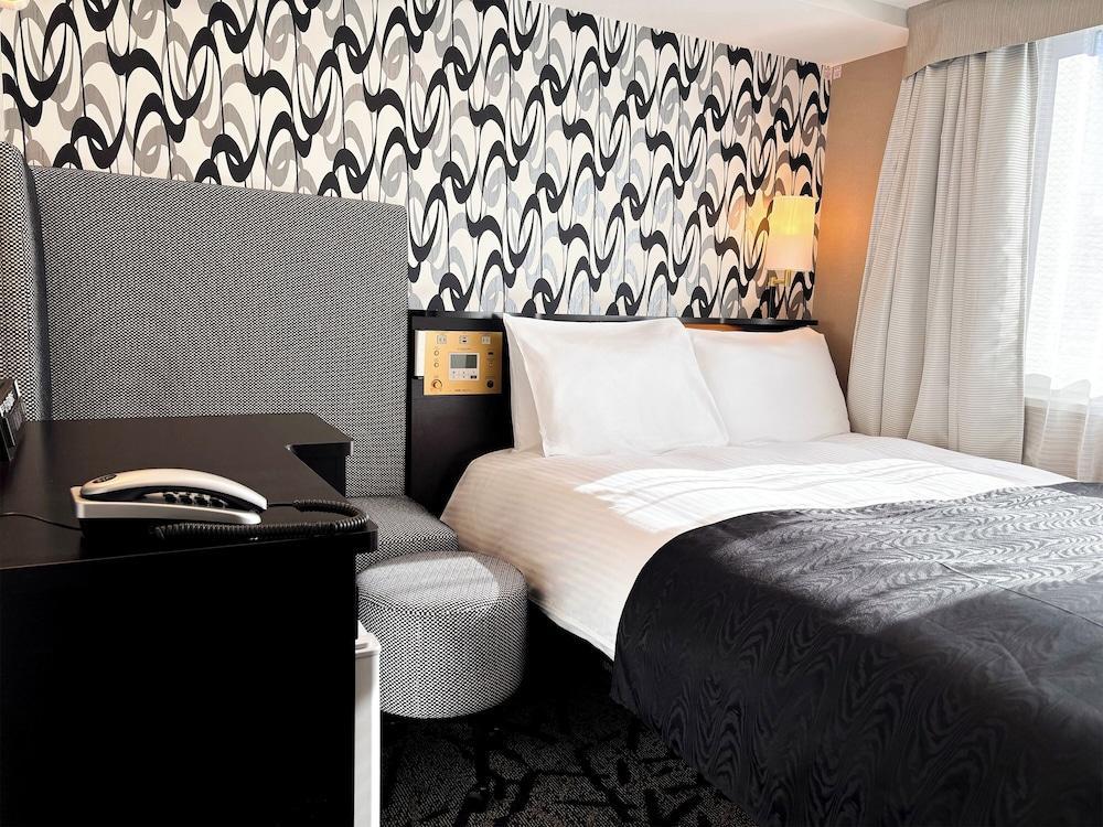 APA Hotel Tokyo Nishikasai Ekimae - Tap to explore photos