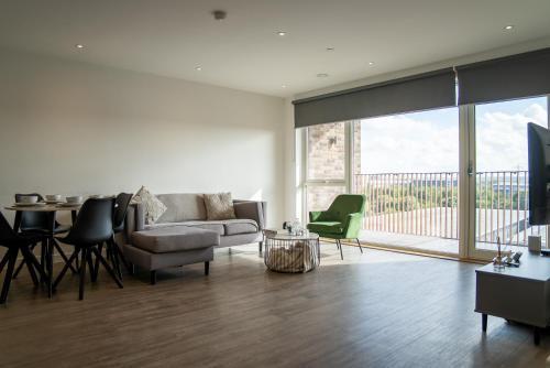 Luxora - luxury 2 bedroom property - Tap to explore photos