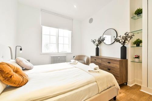 Wonderful Fitzrovia 3 Bed Apartment