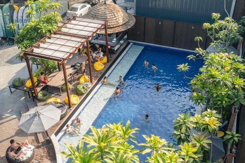Sea Beach Hostel & Club Beachfront 18-39 years only - Tap to explore photos