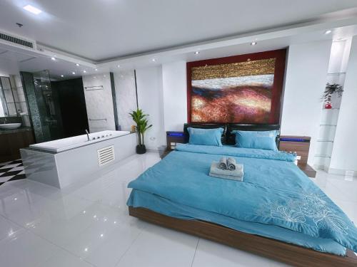 Amazing big balcony Seaview Dontan beachfront