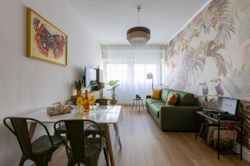 Dylan Apartment Room Type - One-Bedroom Apartment Dylan Apartment Room Type - One-Bedroom Apartment