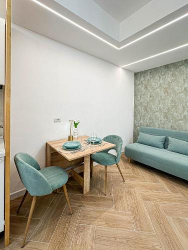 Lilla Boutique Apartment - Tap to explore photos