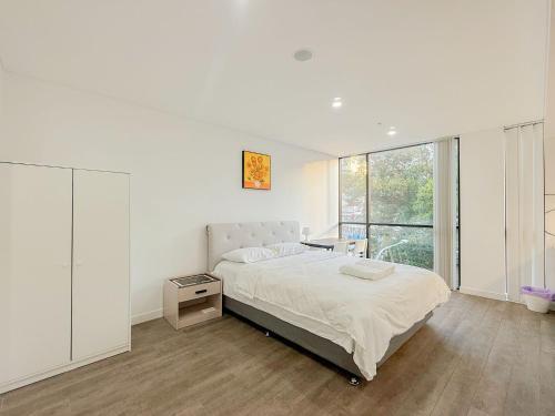 St Luke's Square Service Apartment Room Type - Studio