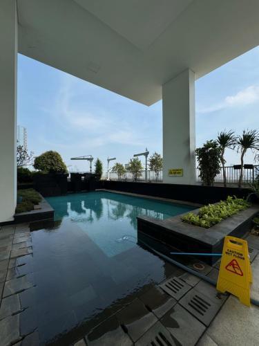 Thamrin Executive Residence 3BR - Tap to explore photos