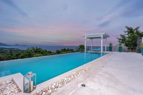 Amazing Sunset view and near to the beach - Tap to explore photos