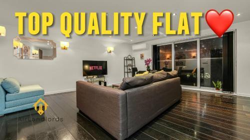Exclusive 1 bed 1 bath in St John's Wood - Tap to explore photos