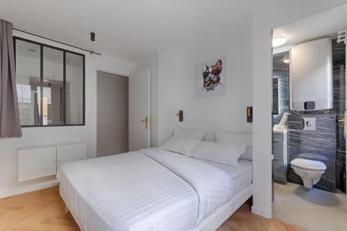 MyKeypers - Stylish & Luxury Duplex 2BR-8P - Le Marais - Tap to explore photos