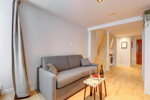 Bluestay 252 - Duplex au cœur de Paris Room Type - One-Bedroom Apartment