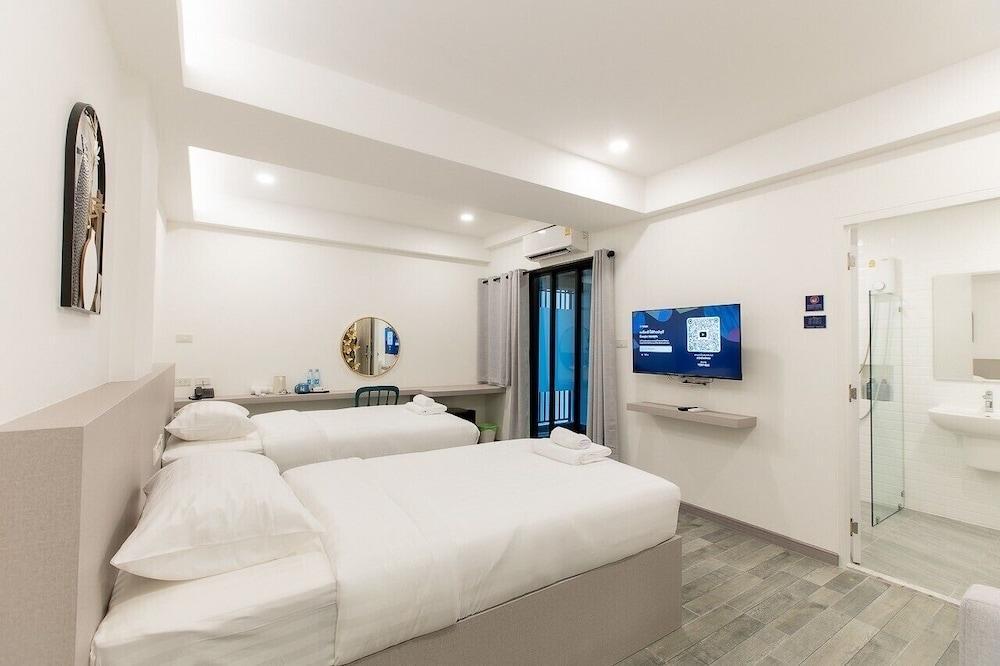 P9 Ratchada Hotel Room Type - Standard Twin Room