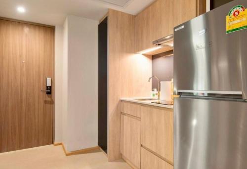 Luxury condo right next to BTS Thonglor! - Tap to explore photos