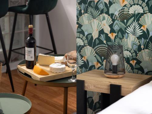 Bluestay 108 - Superb apartment in Paris - Tap to explore photos