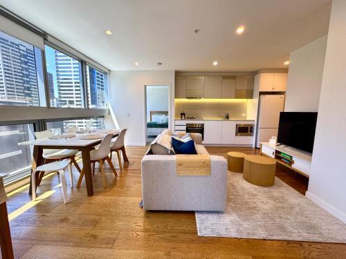 Central City Escape - Skyline Views, Pool & Parking Room Type - Three-Bedroom Apartment - High Floor