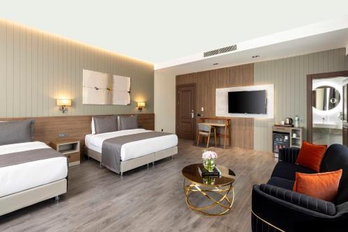 Ezkar Bathonea Art İstanbul Room Type - Superior Quadruple Room Ezkar Bathonea Art İstanbul Room Type - Superior Quadruple Room