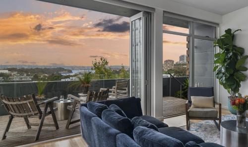 Sydney Penthouse - Tap to explore photos