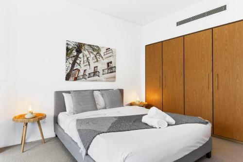 Morden Urban 2Bed in Waterloo