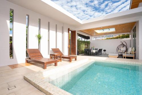 Andaman Seaview Luxury Pool Villa Phuket - Tap to explore photos