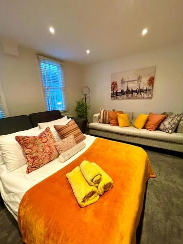 Private 1 Bed Flat Chelsea