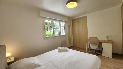 Belle maison, 15mn de Paris, 2 parkings gratuits - Tap to explore photos