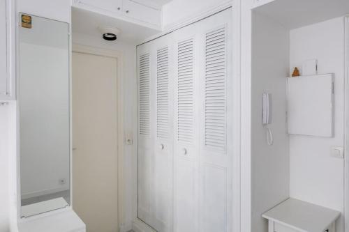 Le LONGCHAMP Paris 16 ème, New and perfectly located apartment - Tap to explore photos