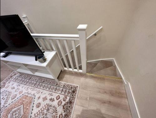 Modern, 10 minutes to London Bridge, Free parking - Tap to explore photos