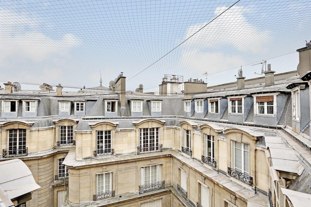 Magnificent Studio - 2P - Arc de Triomphe - Tap to explore photos