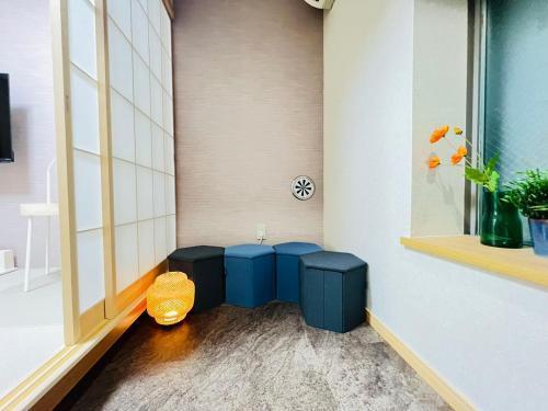 Fang-Shibadaimon-house-MT0300 - Tap to explore photos