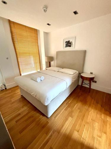 1 BR in Piccadilly Circus St James Cov1
