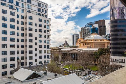 VAQUAY Warehouse 33 In Melbourne CBD