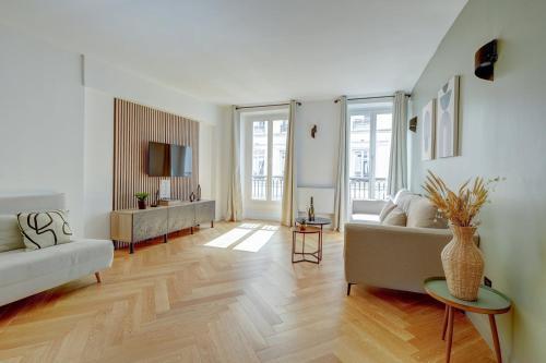 266 Suite Montefiore Superbe Appartement à Paris - Tap to explore photos