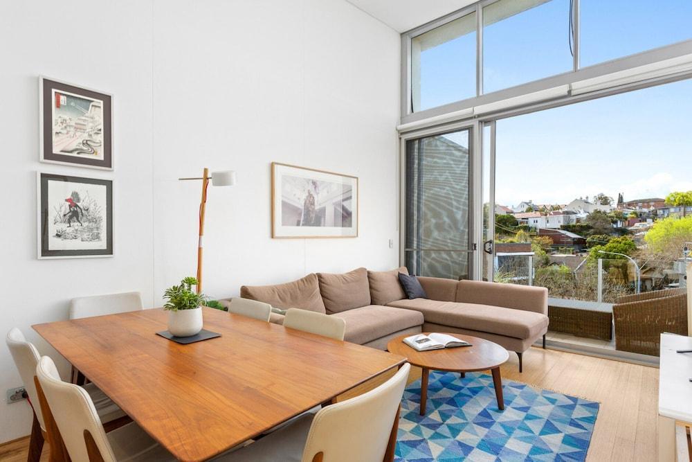 Charming Modern Apartment With City Views