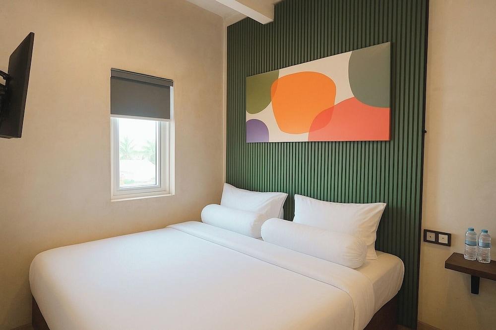 Anders Arjuna Selatan Room Type - Deluxe Double Room, 1 Queen Bed Anders Arjuna Selatan Room Type - Deluxe Double Room, 1 Queen Bed