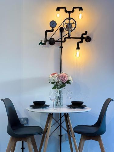 Unique Studio Apartment with Private Garden - Tap to explore photos