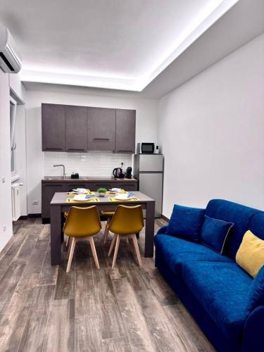 Eve&Gio Apartment Appio 2 room 2 bath - Tap to explore photos
