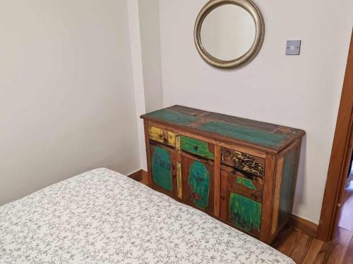 Two bedroom apartment in Dollis Hill - Tap to explore photos