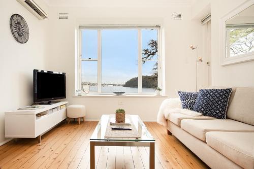 Harbourside - Unforgettable Destination - Tap to explore photos
