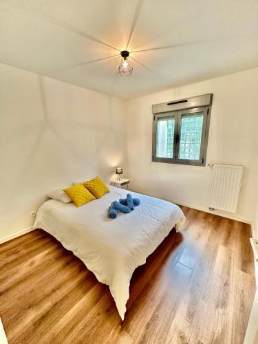 Elegant apartment Paris Bagnolet 303