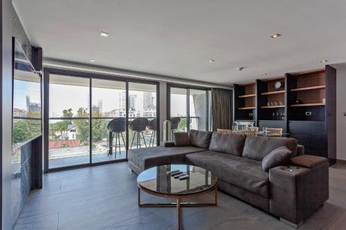 Sea Front Luxury Modern Condo Beautiful Location - Tap to explore photos