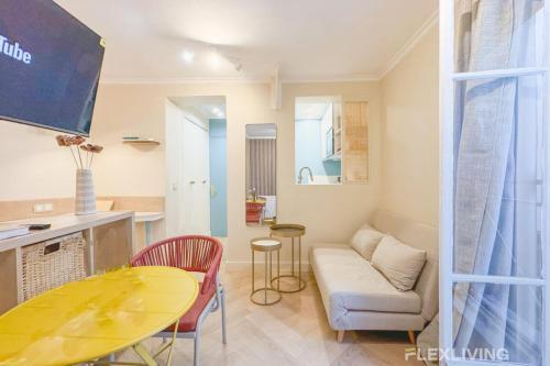 Flexliving - Studio - St-Joseph Paris 2 - Tap to explore photos