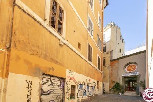 C M Fori Imperiali Apartment