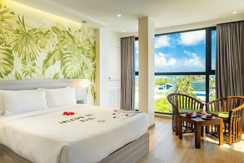 Beach Heaven Guraidhoo by Beach Hotel Maldives Room Type - Comfort Double Room, City View