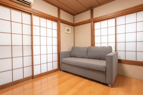 Kamitagata house in Nakano-ku - Tap to explore photos
