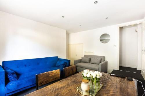 Lovely Garden 2BD Flat In Central London - Tap to explore photos