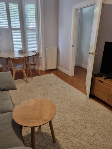 Well located boutique accommodation - Tap to explore photos