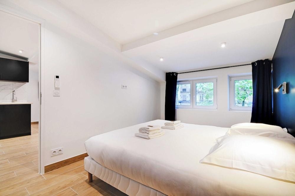 Welcoming Apartment -1bd/4p - 18th Arrd - Tap to explore photos